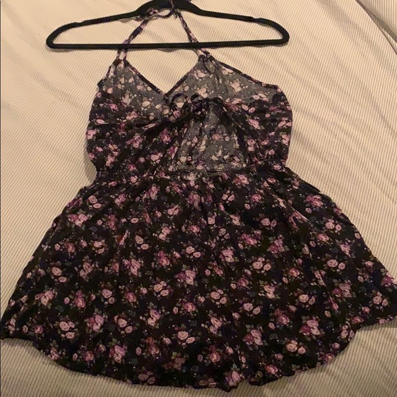 Flower romper - Picture 2 of 2